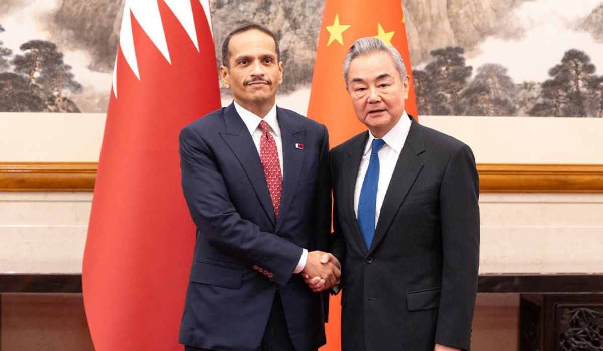 Prime Minister and Minister of Foreign Affairs of Qatar Meets Foreign Minister of China
